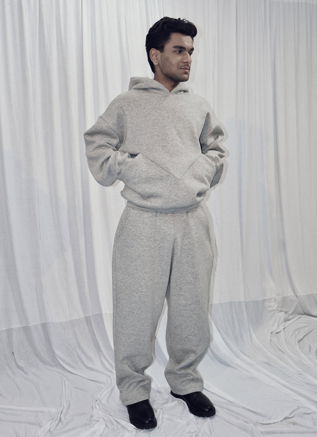 ZIG UNISEX HOODIE GREY