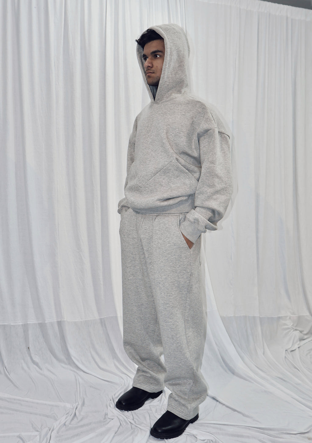 ZIG UNISEX HOODIE GREY