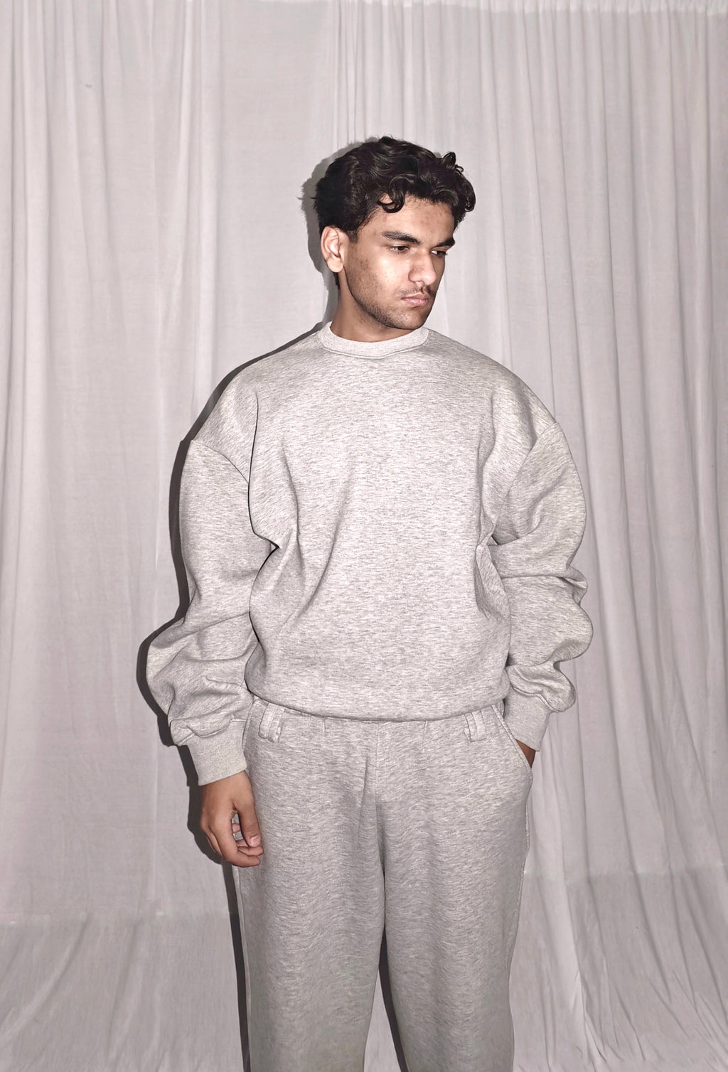GREY UNISEX SWEATSHIRT BAGGY FIT