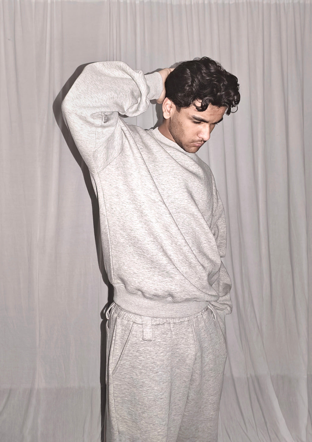 GREY UNISEX SWEATSHIRT BAGGY FIT